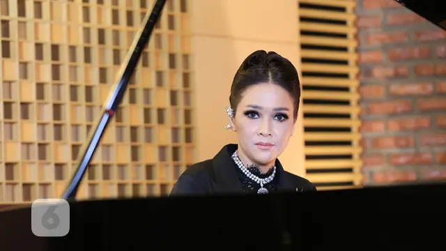 [Bintang] Maia Estianty