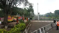 Karangan Bunga untuk Ahok - Djarot Kelilingi Monas