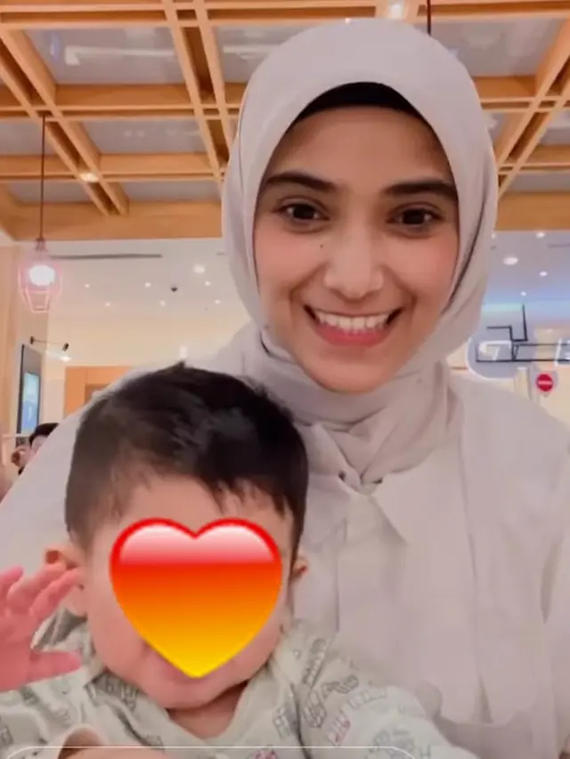 6 Potret Terbaru Nadya Mustika Rahayu Usai Bercerai, Sibuk Urus Buah Hati