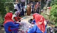 Warga Kemayoran Gotong Royong Bangun Budaya Peduli Lingkungan
