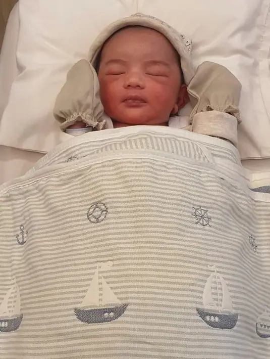 Bebi Silvana Melahirkan (Instagram/bebi.silvana)