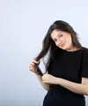 Rutinitas perawatan rambut dan kulit kepala dengan tepat bisa mencegah kerusakan yang terjadi. (Foto/dok: Freepik/azerbaijan_stockers)