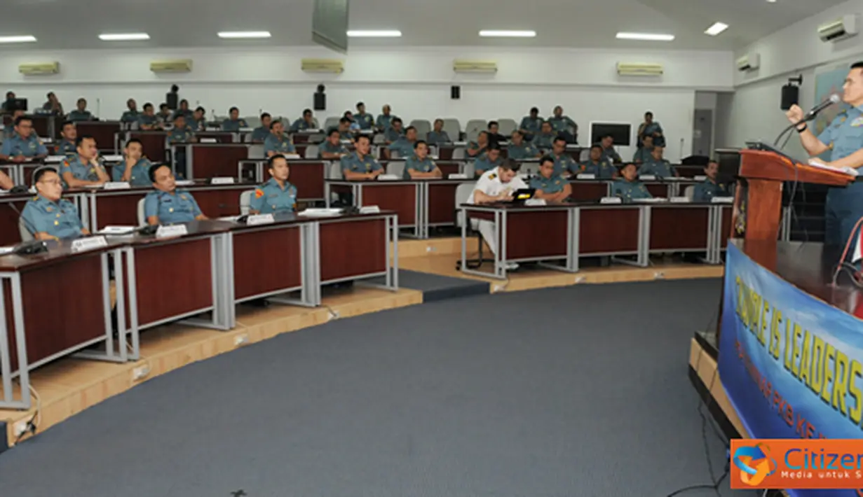 Citizen6, Cipulir: Ceramah pembekalan yang diberikan tentang Strategi Komunikasi TNI. Dikreg Seskoal Angkatan 50 tahun 2012 ini diikuti oleh 150 Pasis. (Pengirim: Badarudin Bakri)