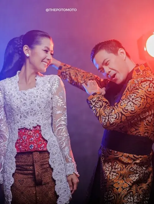 Yang berbeda pada kehamilan anak pertamanya ini adalah peningkatan nafsu makannya. Rasti mengaku tak merasakan mual dan makan bisa enam kali dalam sehari. (instagram/ardinarasti6)