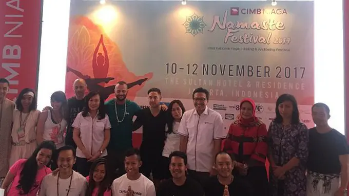 Belajar yoga/copyright redaksi vemale/anisha