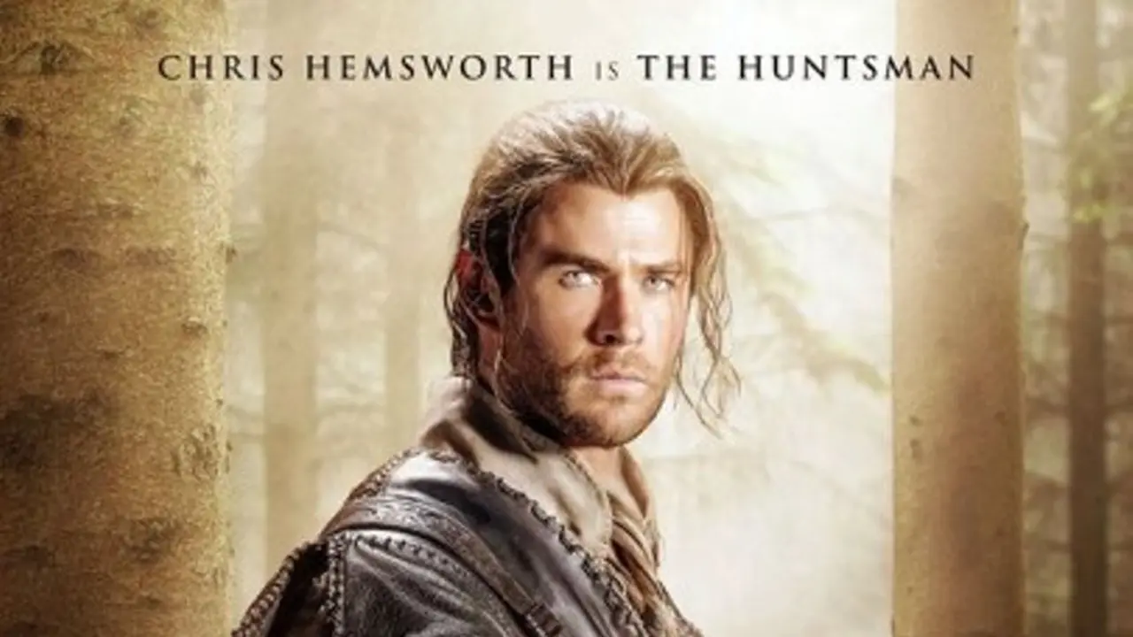 [Bintang] Chris Hemsworth