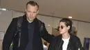 Bergaya feminim kabarnya hanya usaha dirinya untuk mendapatkan citra baik. Di balik itu semua, ternyata Stewart juga punya sisi kelam tersendiri. Terbukti saat dirinya tertangkap kamera di kawasan L.A. (doc.dailymail.com)