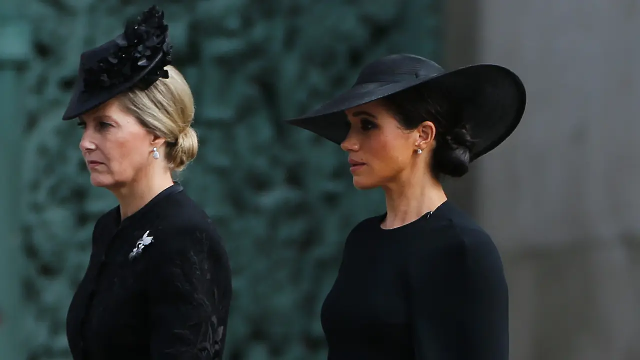 Sophie Menantu Ratu Elizabeth Dapat Gelar Bangsawan Baru, Tak Harus Membungkuk pada Meghan Markle