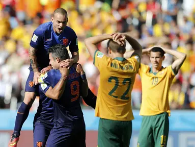 Timnas Belanda sukses menggasak Australia 3-2 di Stadion Beira Rio, Porto Alegre, Brasil, (18/6/2014). (REUTERS/Edgard Garrido)