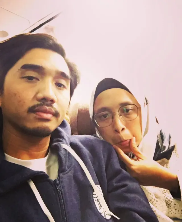 5 Potret harmonis Duta Sheila on 7 dan Adelia Lontoh, 22 tahun menikah mesranya bak remaja kasmaran