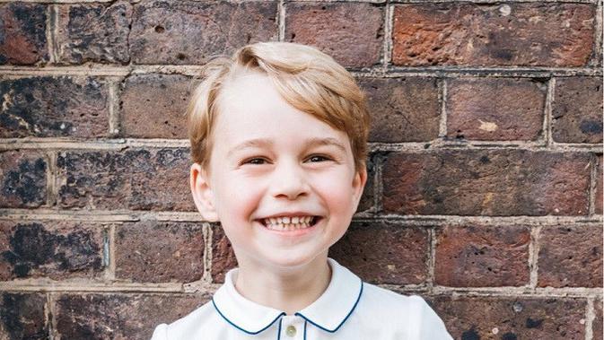 Foto resmi Pangeran George pada perayaan ulang tahun kelima (Instagram/@kensingtonroyal)