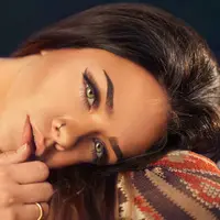 Anggie Rassly membuka kesempatan bagi para womenpreneur untuk memulai bisnis sulam alis mereka sendiri dengan cara yang tepat./ Photo by Atikh Bana on Unsplash