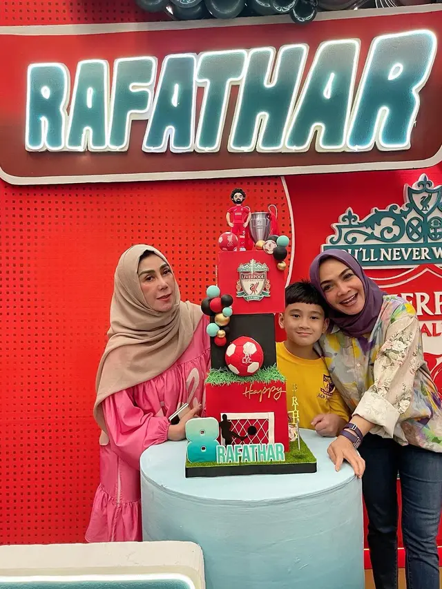 8 Momen Perayaan Ulang Tahun Rafathar Malik Ahmad, Digelar di Garasi Rumah
