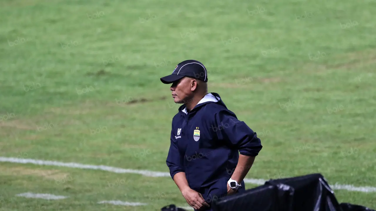 Tuah Tangan Dingin Herrie Setiawan, Persib Bandung Menang