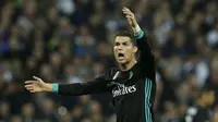 Biantang Real Madrid, Cristiano Ronaldo memimpin top scorer sementara dengan torehan enam gol. (AP/Tim Ireland)