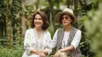 10 Model Baju Batik untuk Usia 50-an, Tampil Awet Muda &amp; Stylish Seperti Remaja