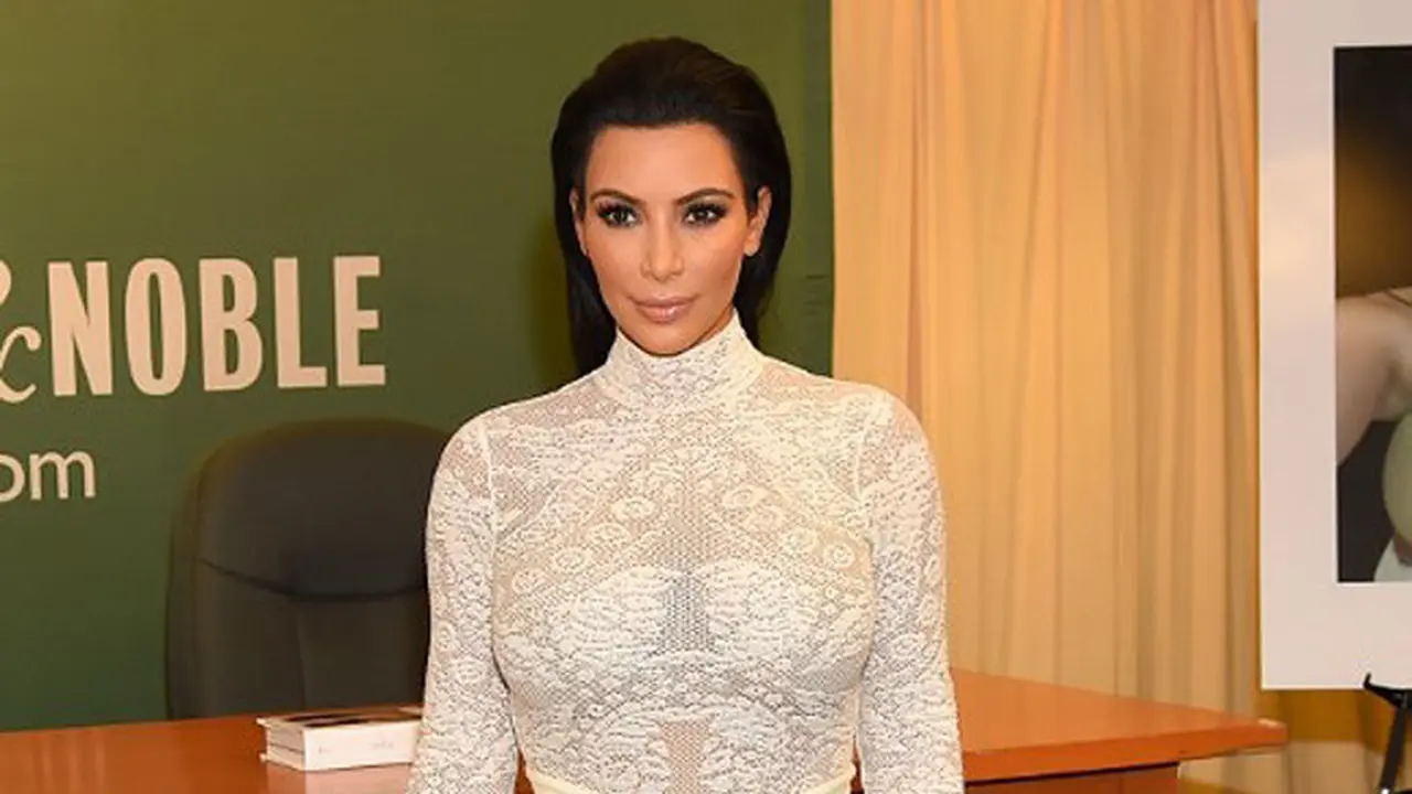 [Bintang] Kim Kardashian