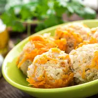 Ilustrasi bakso dengan wortel./Copyright shutterstock.com/g/SeaWave