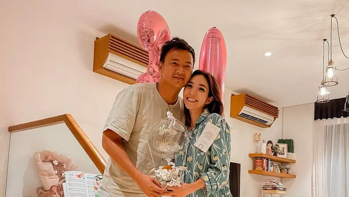 7 Momen Ulang Tahun Gisella Anastasia ke-31 Tahun, Dapat Kejutan Manis dari Wijin