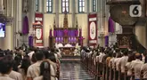Suasana Misa Kamis Putih di Gereja Katedral, Jakarta, Kamis (17/4/2025). (Liputan6.com/Angga Yuniar)