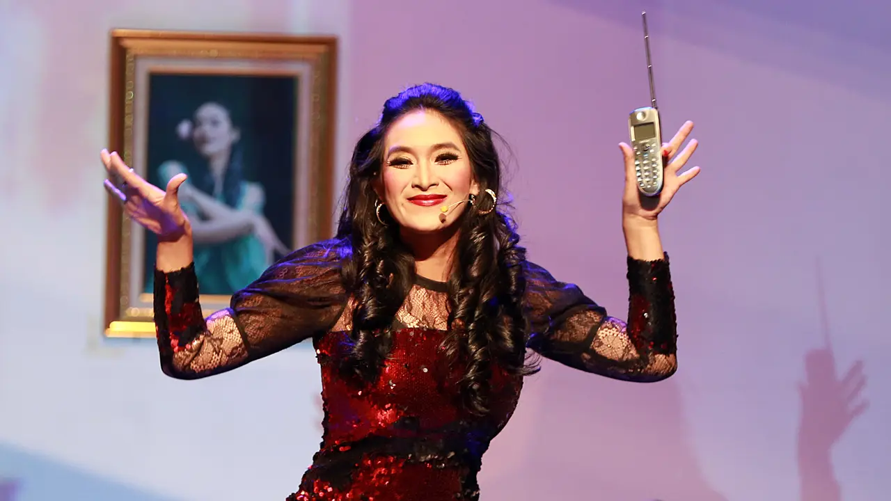 [Bintang] Happy Salma