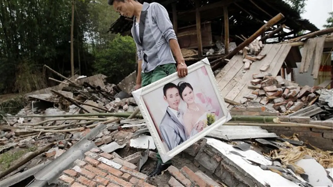 7 Tipe Manusia Ketika Mengahadapi Gempa Bumi