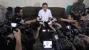 Suasana konferensi pers Ketua Fraksi PAN DPR RI, Tjatur Sapto Edy di Senayan, Jakarta, Rabu (11/3/2015).Tjatur mengatakan pengunduran dirinya karena harus ada penyegaran di tubuh PAN.(Liputan6.com/Andrian M Tunay)