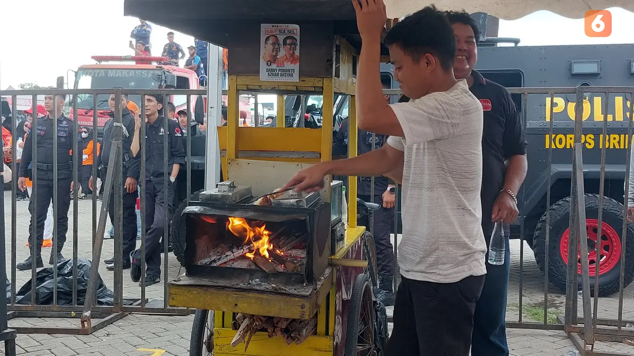 Buroncong, jajanan lokal Makassar (Liputan6.com/Istimewa)