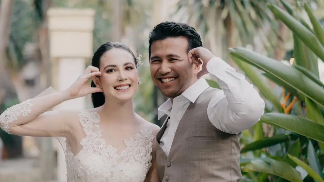 Arumi Bachsin dan Emil Dardak
