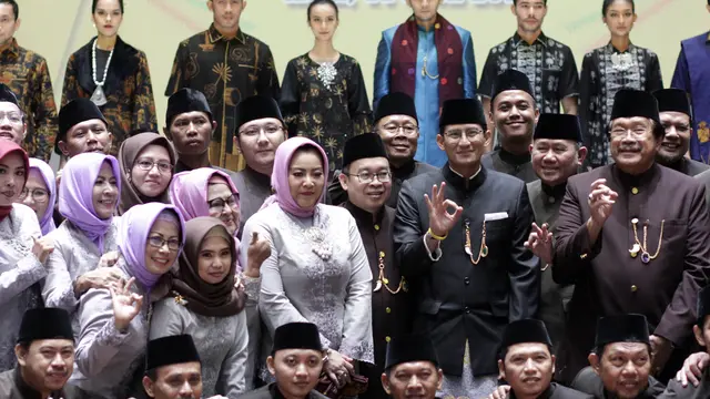 25 koleksi Anna Mariana
