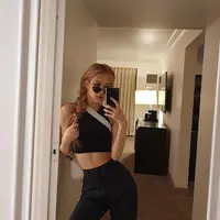 (Instagram/roses_are_rosie)