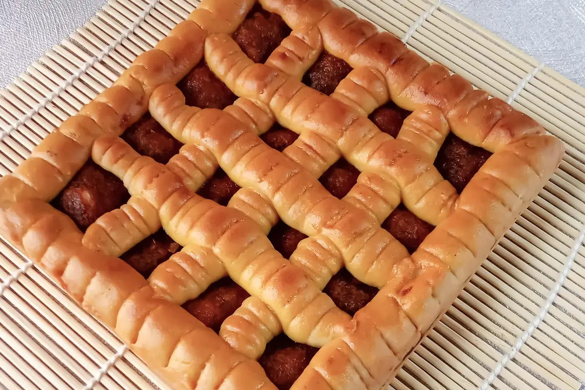 kue bay tat
