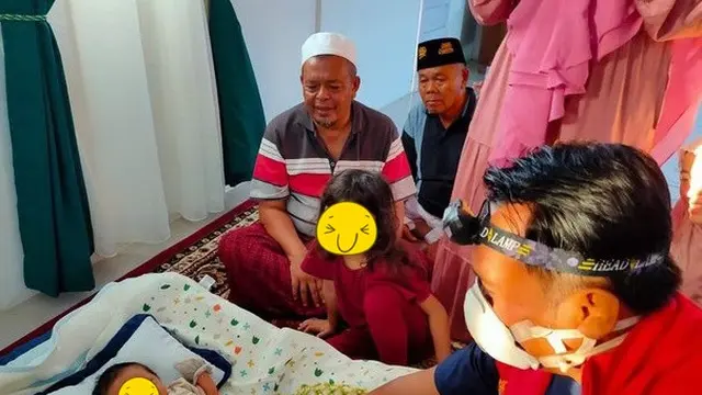 6 Momen Akikah dan Khitan Anak Ustaz Abdul Somad yang Baru Lahir