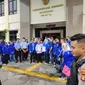 DPC Partai Demokrat Kota Balikpapan saat mendatangi PN Balikpapan untuk menyampaikan perlindungan hukum terkait gugatan PK dari kubu Moeldoko. (Apriyanto/Liputan6.com)