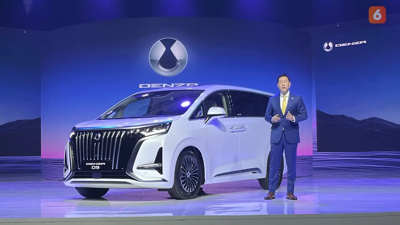 Peluncuran Denza D9 di Indonesia.