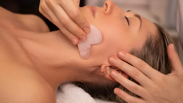 Gua sha