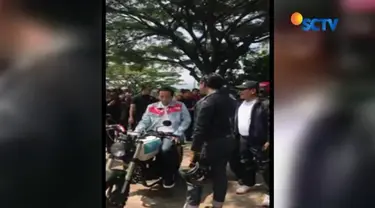 Presiden Jokowi mengisi akhir pekan dengan menjajal motor Chopper keliling Sukabumi, Jawa Barat.