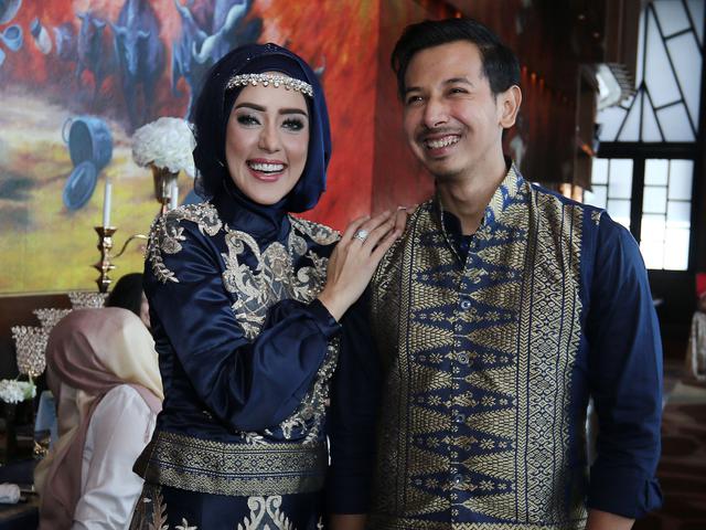 Sonny Septian Harus Ijab Kabul Dengan Bahasa Arab Showbiz Liputan6 Com