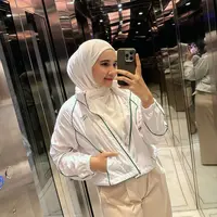 Momen Manis Ukkasya dengan Baby Humaira, Anak yang Diduga Diaposi Zaskia Sungkar (credit: instagram.com/zaskiasungkar15).