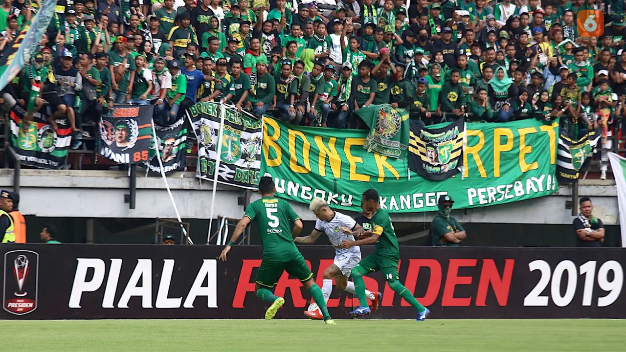 Persebaya Surabaya vs Tira Persikabo