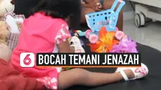 Bocah berumur 2 tahun yang sempat menemani jenazah ibunya selama 2 hari dirawat di rumah sakit Bhayangkara. Dokter ingin memastikan bocah tersebut sehat secara fisik dan psikis.