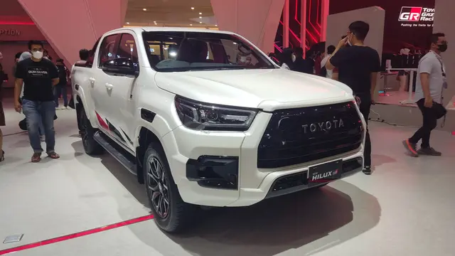 Toyota Hilux GR-S