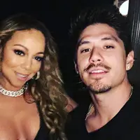 Sebelum menjalin kasih dengan Bryan Tanaka, Mariah Carey menjadi tunangan seorang Milyarder James Packer. Namun keduanya harus berpisah lantaran Mariah yang katanya memiliki hubungan spesial dengan Bryan Tanaka. (Instagram/mariahcarey)