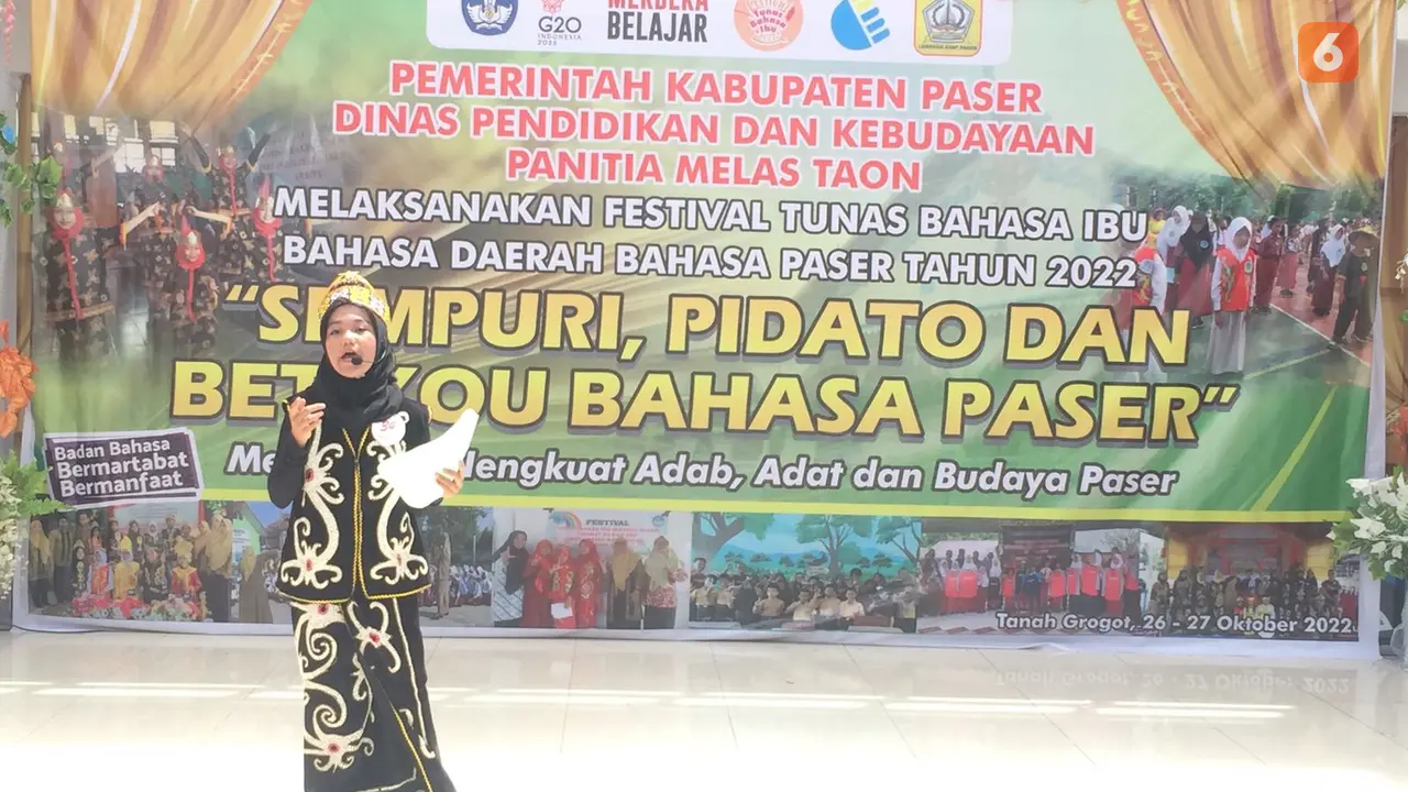 Lestarikan Bahas Daerah