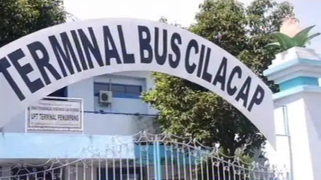 Protes Kebijakan BBM Pemerintah, Sopir Bus Cilacap Mogok