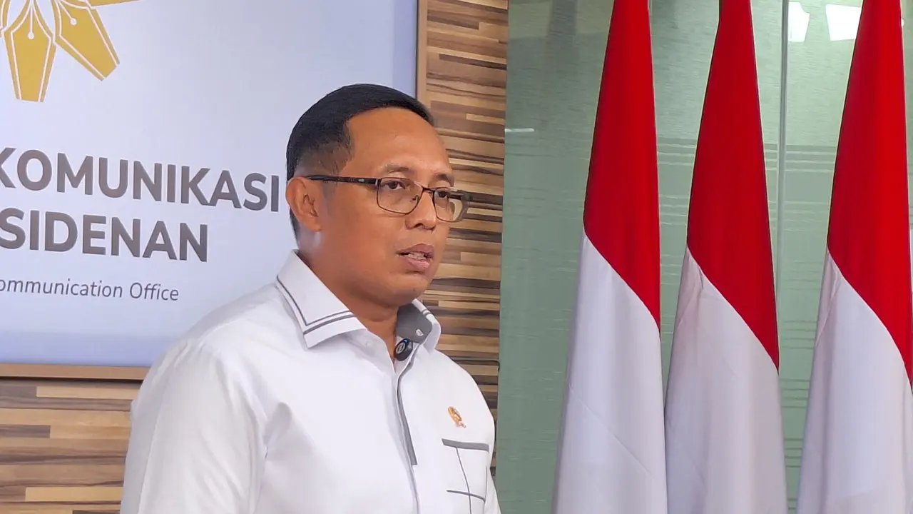 Kepala PCO Hasan Nasbi menjelaskan alasan Presiden Prabowo Subianto tak menghadiri KTT G7 di Kanada pada 17 Juni 2025.