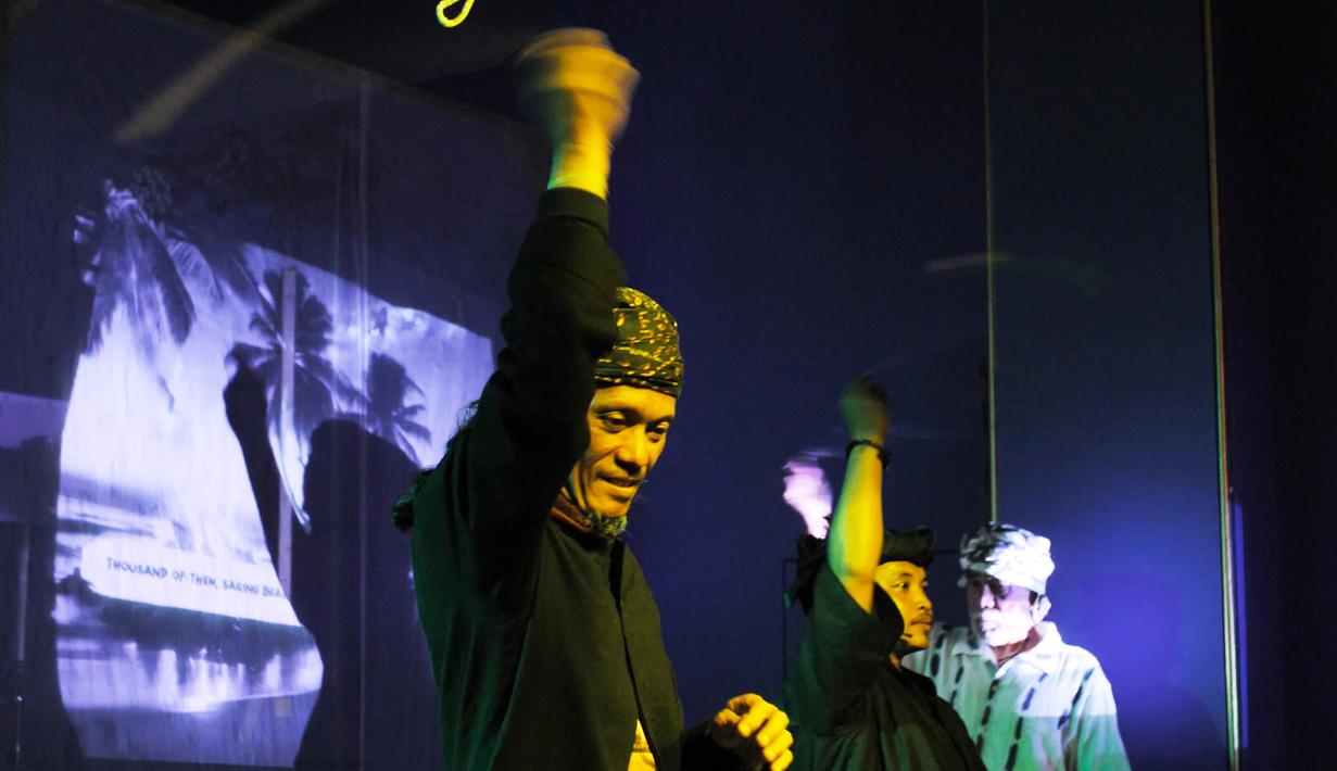 Kabata Tanrasula tidak hanya berkisah tentang perjuangan dua tokoh besar, Syekh Yusuf Al-Makassari dan Syekh Imam Abdullah Kadi Abdussalam, tetapi juga menghadirkan sebuah dialog penting tentang dekolonisasi dan identitas yang relevan hingga saat ini. (Foto oleh: Konstelasi Artistik Indonesia)