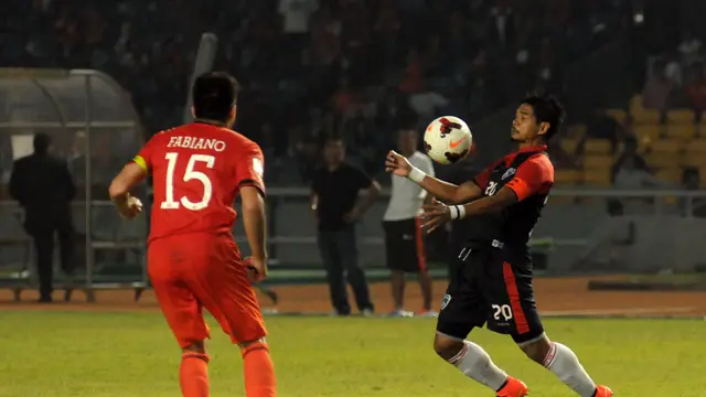 Bambang Pamungkas "Pulang" Kandang