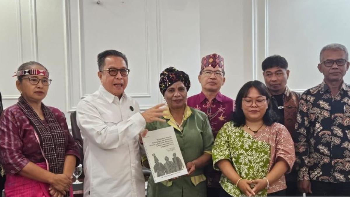 Kementerian Lingkungan Hidup Gandeng Masyarakat Adat Atasi Degradasi Lahan