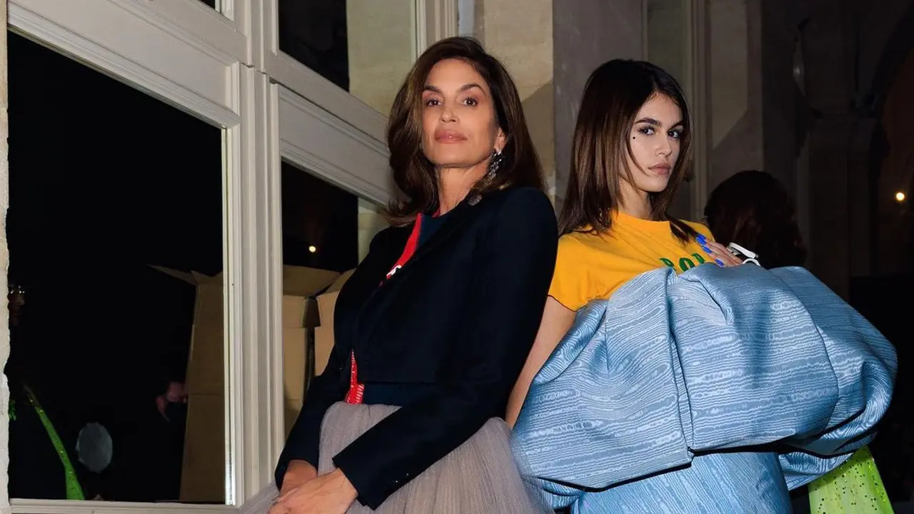 Kaia Gerber dan Cindy Crawford